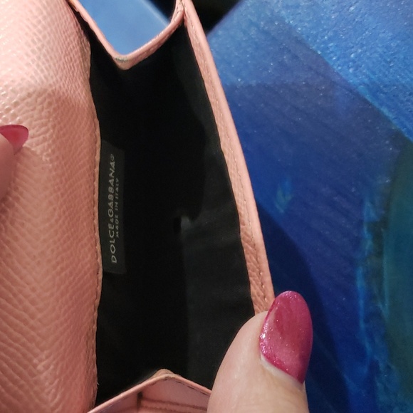 Dolce and Gabbana Wallet - Picture 7 of 8